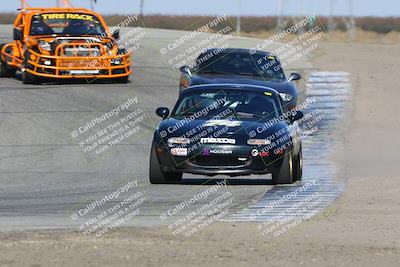 media/Nov-16-2024-CalClub SCCA (Sat) [[641f3b2761]]/Group 1/Race (Outside Grapevine)/